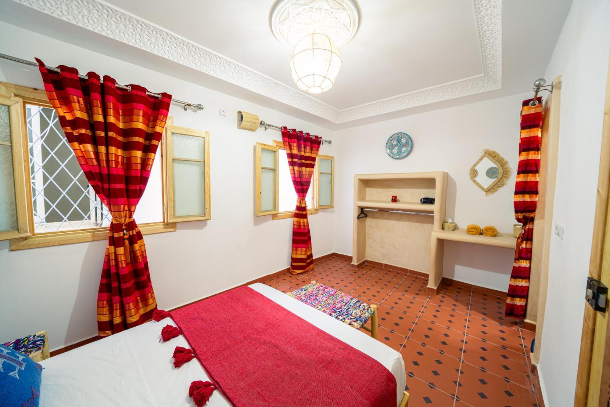 Dar Sekka Hotel Tangier Bagian luar foto